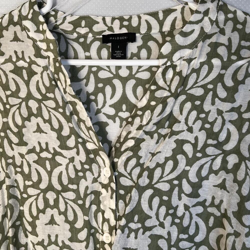 Halogen white and olive green floral print blouse in size large - Picture 3 of 4